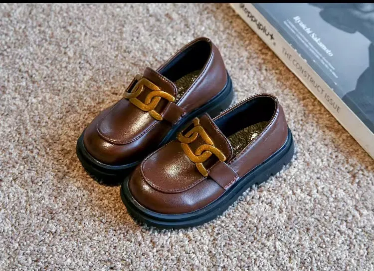 حذاء للأطفال الذكور&nbsp; , حذاء جديد غير رسمي أسود للأطفال الأولاد&nbsp;&nbsp; Boys children's shoes, new casual black children's shoes boys and girls fashion 3 years old school children's shoes