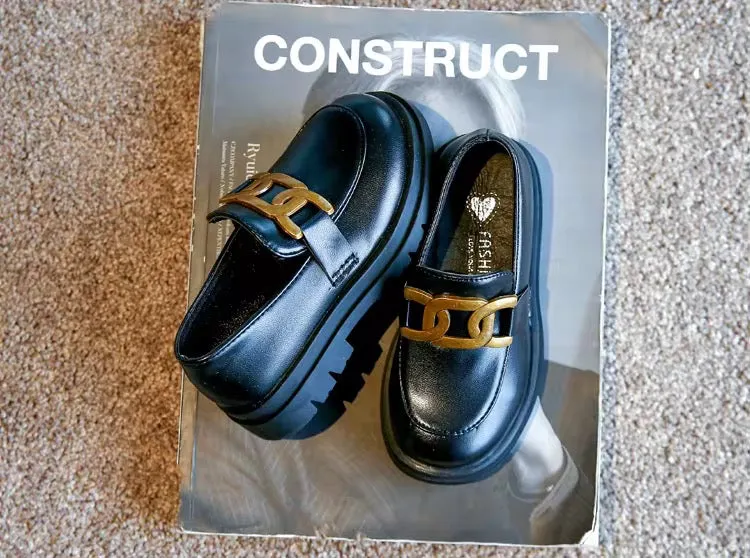 حذاء للأطفال الذكور&nbsp; , حذاء جديد غير رسمي أسود للأطفال الأولاد&nbsp;&nbsp; Boys children's shoes, new casual black children's shoes boys and girls fashion 3 years old school children's shoes