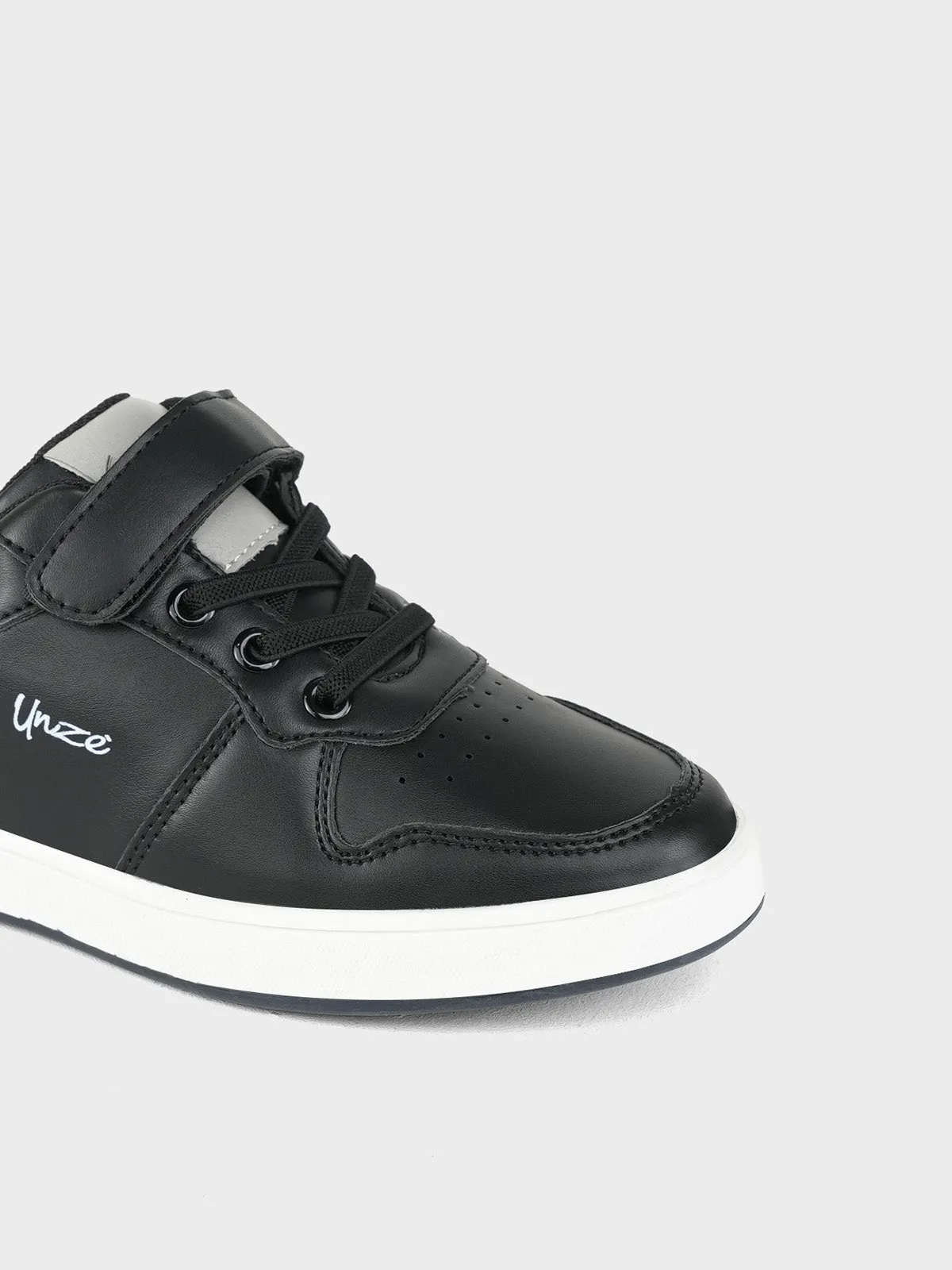Boys "MEGARA" Stylish Latest Trainers