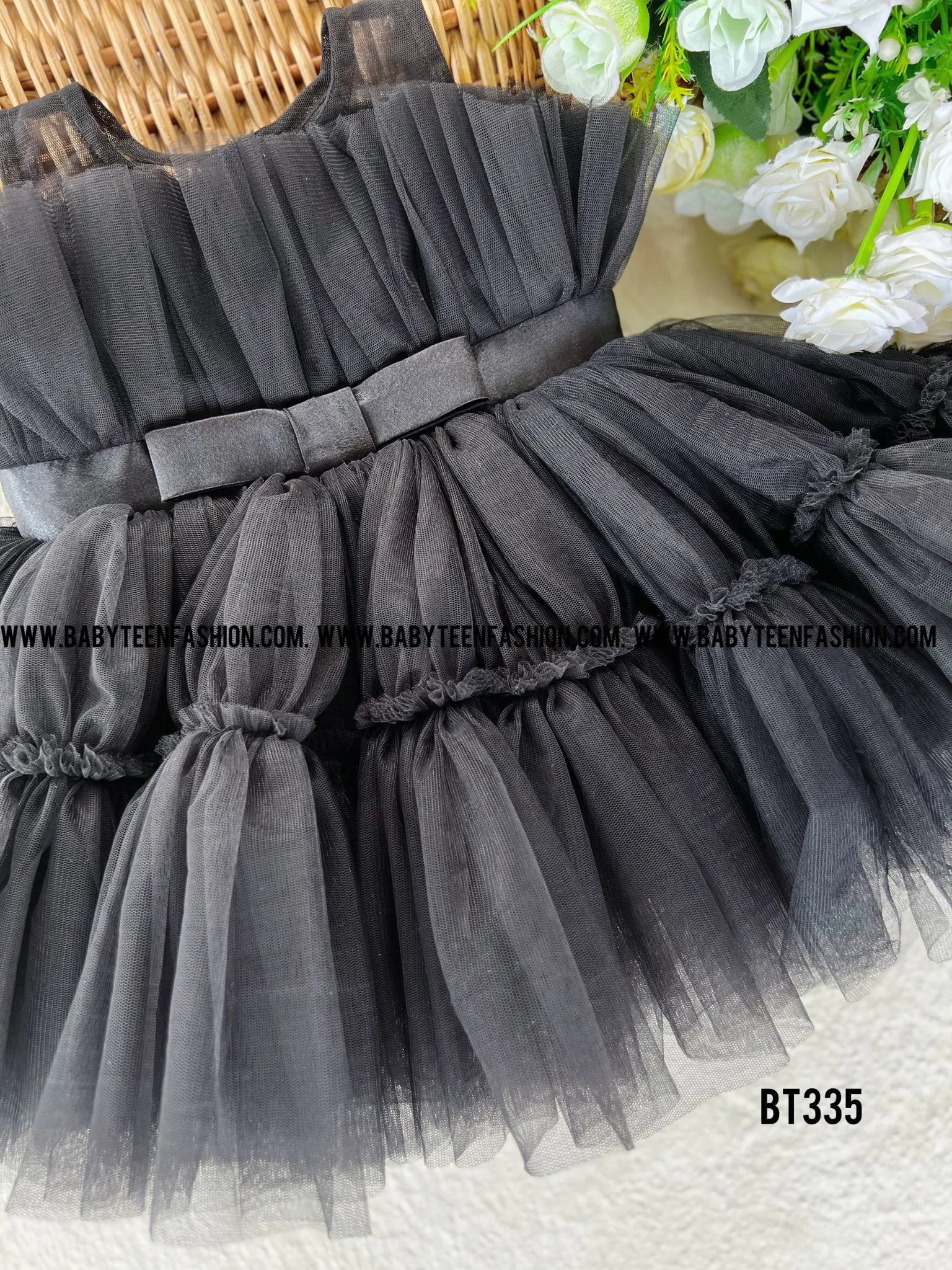 BT335 Elegant Ebony Princess Dress – Make Every Moment Picture-Perfect