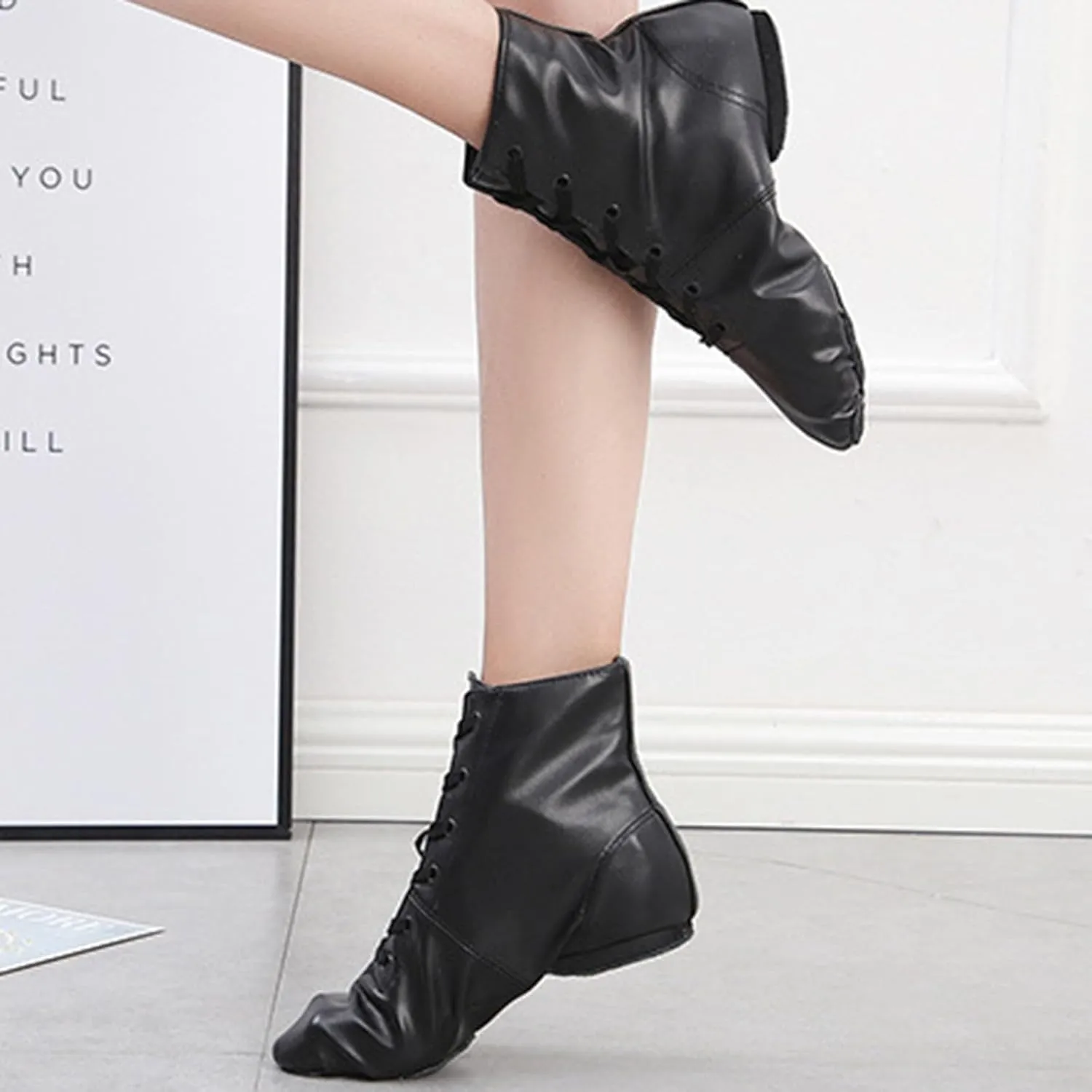 Children's Pu Dance Shoes Soft Sole Trainers Ballet Shoes Sandals Jazz Dance Shoes Fashion Sweater Top Boots for Girls
