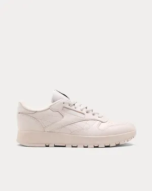 Classic Leather Tabi Beige Low Top Sneakers