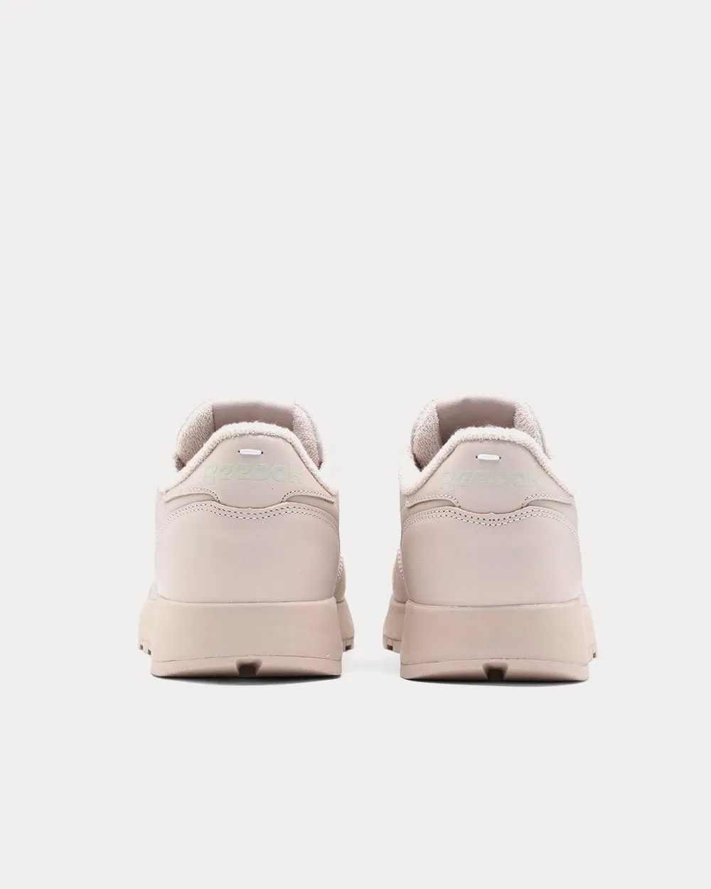 Classic Leather Tabi Beige Low Top Sneakers