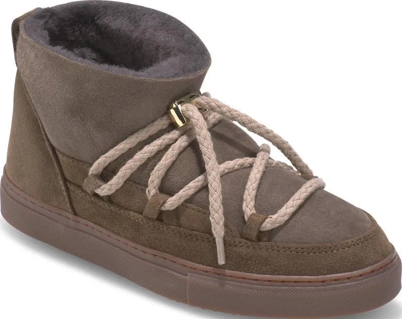 Classic Low Sneakers - Womens