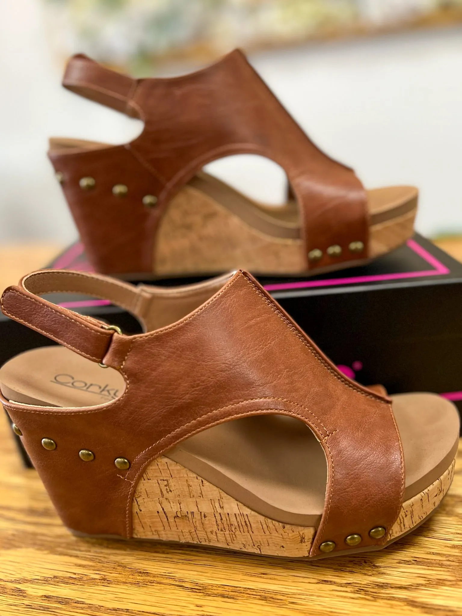 Corkys Whiskey Tiffanee Wedges