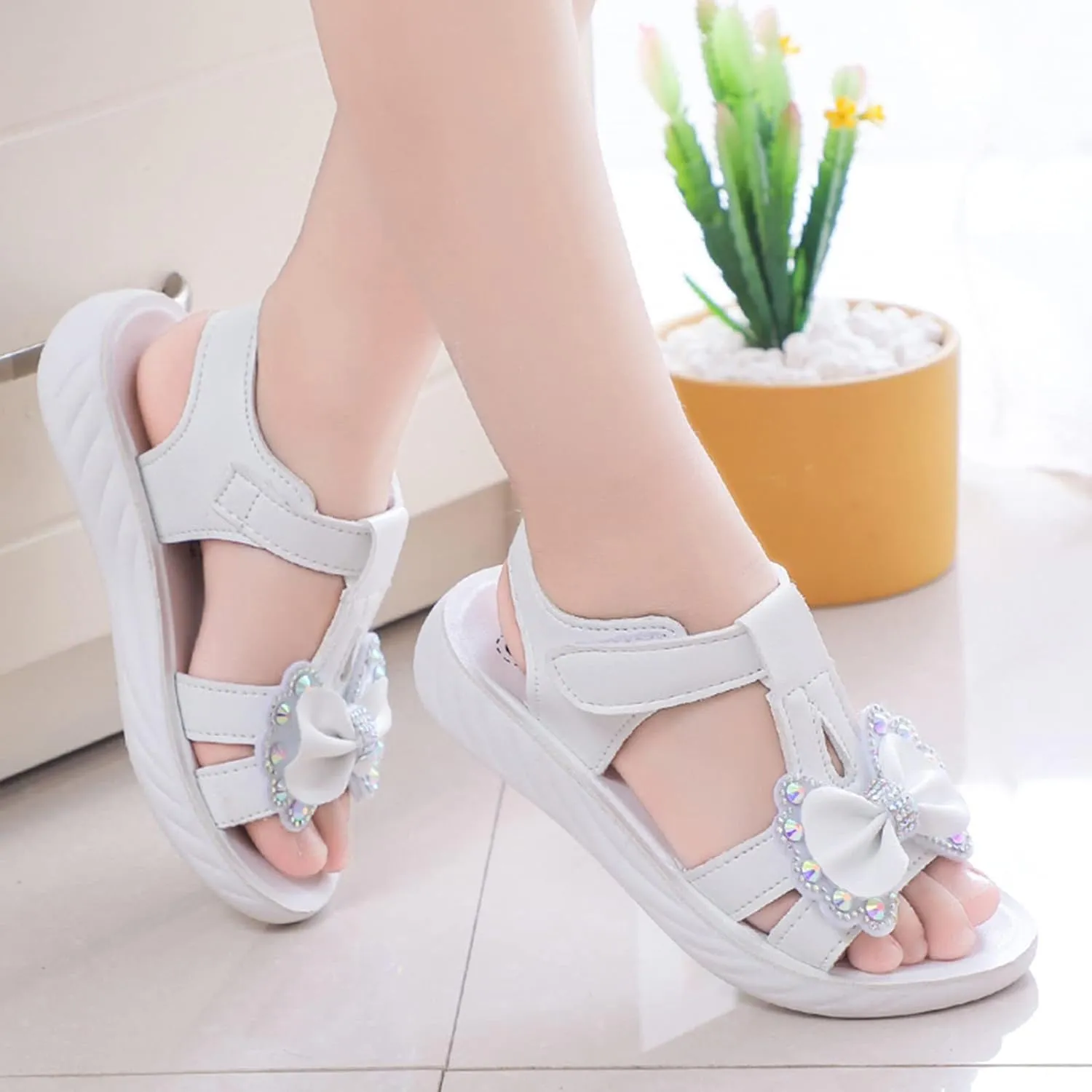 Girls Foam Sequins Bow Sandals With Strap Summer Wide Dress Shoes Little Girls Kids Flat Outdoor Beach Pool Loafers