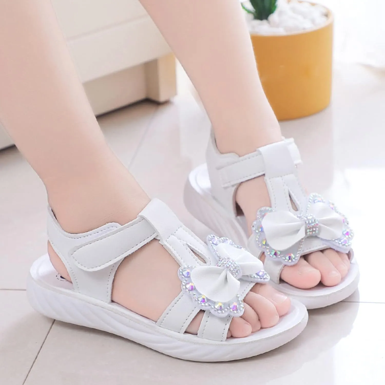 Girls Foam Sequins Bow Sandals With Strap Summer Wide Dress Shoes Little Girls Kids Flat Outdoor Beach Pool Loafers