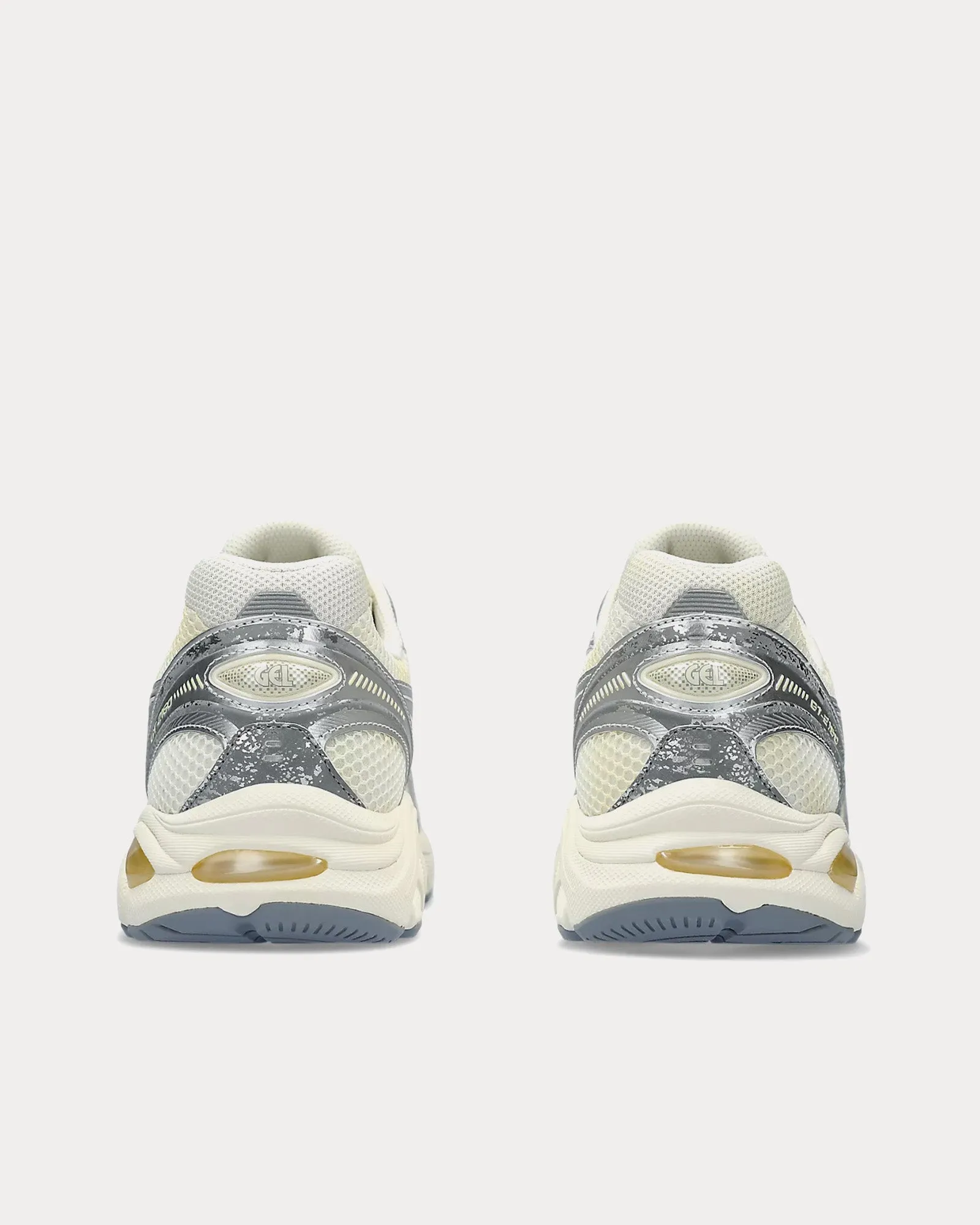 GT-2160 'Aged Metal' Cream / Sheet Rock Low Top Sneakers