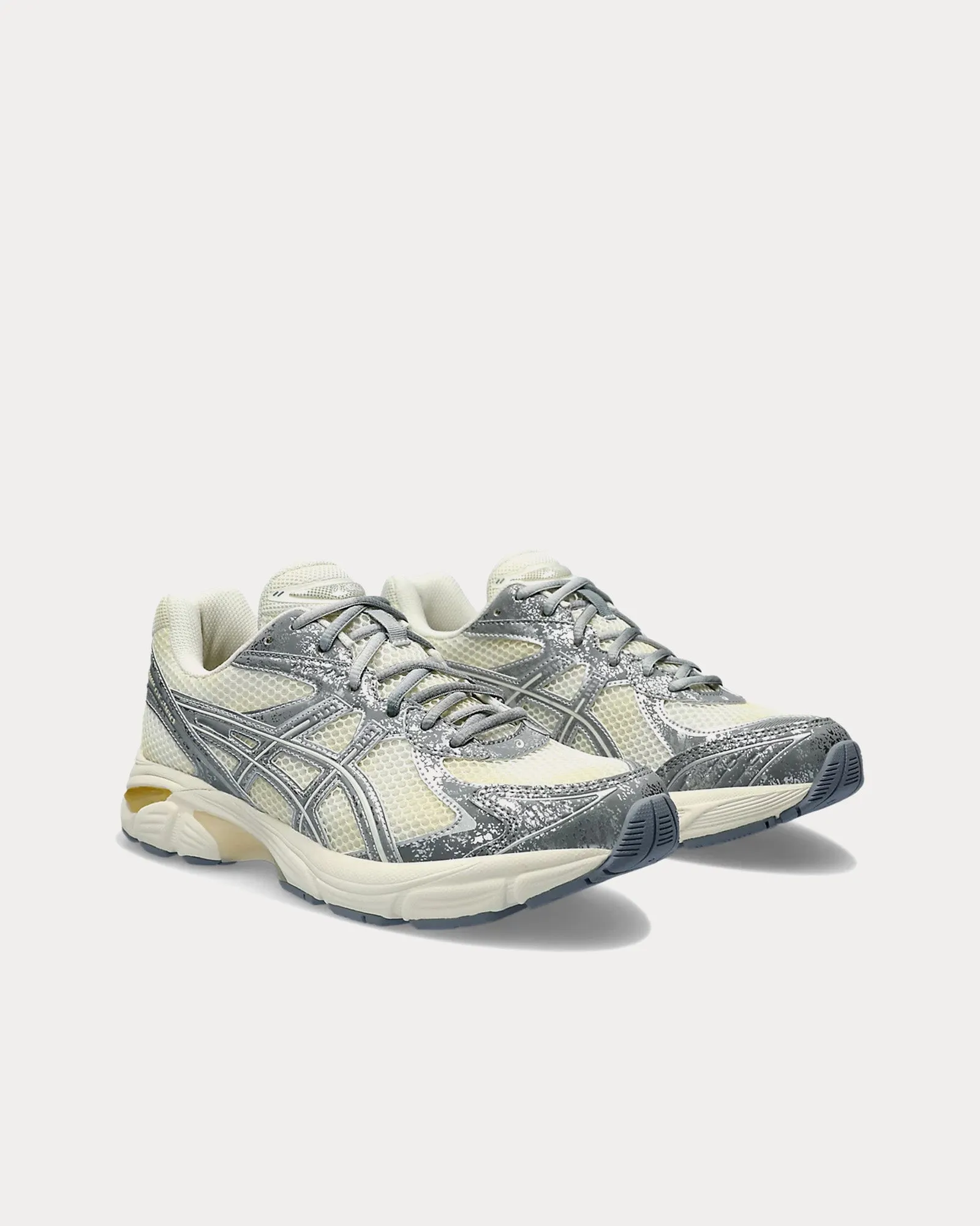 GT-2160 'Aged Metal' Cream / Sheet Rock Low Top Sneakers