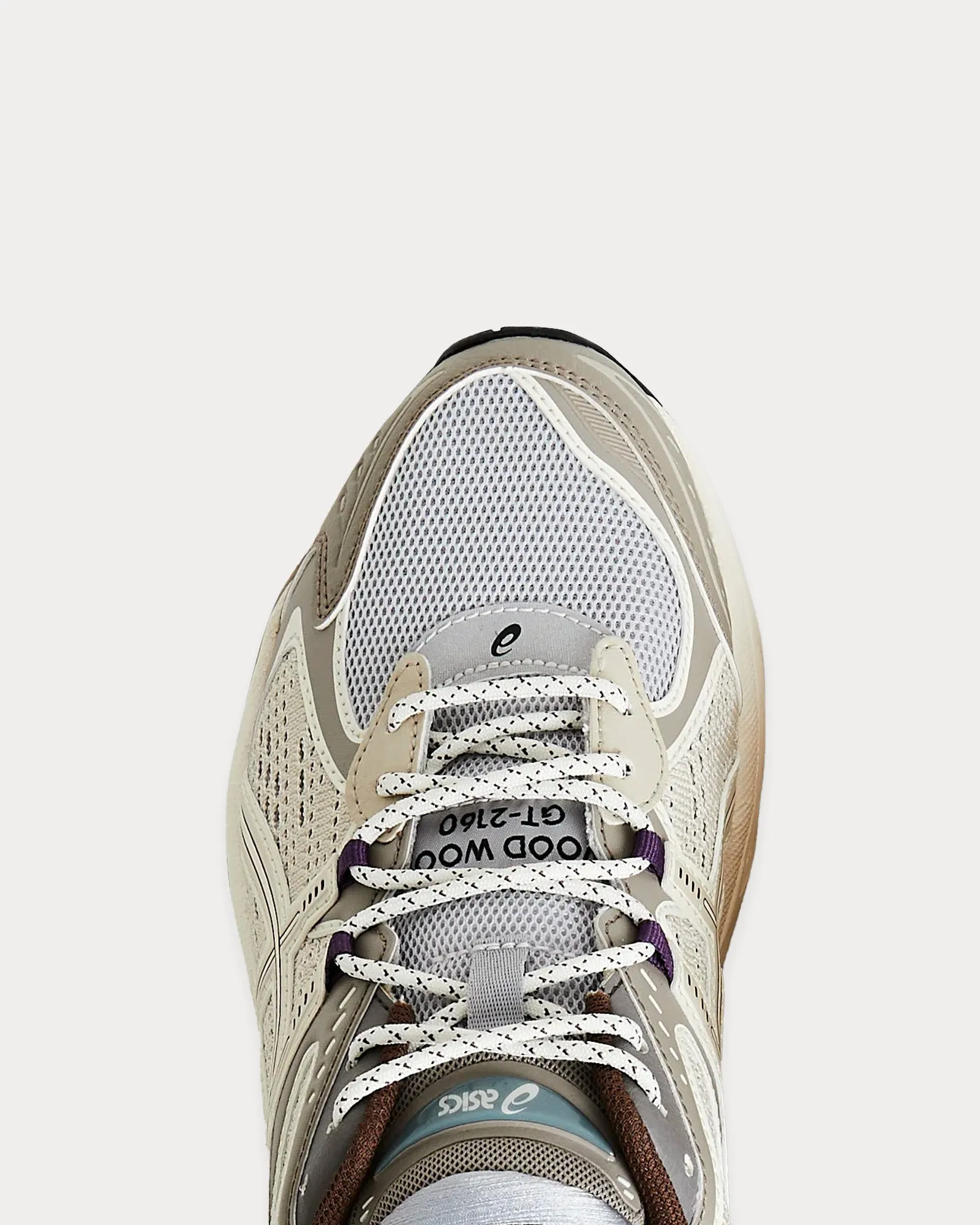 GT-2160 Greige / Silver Low Top Sneakers