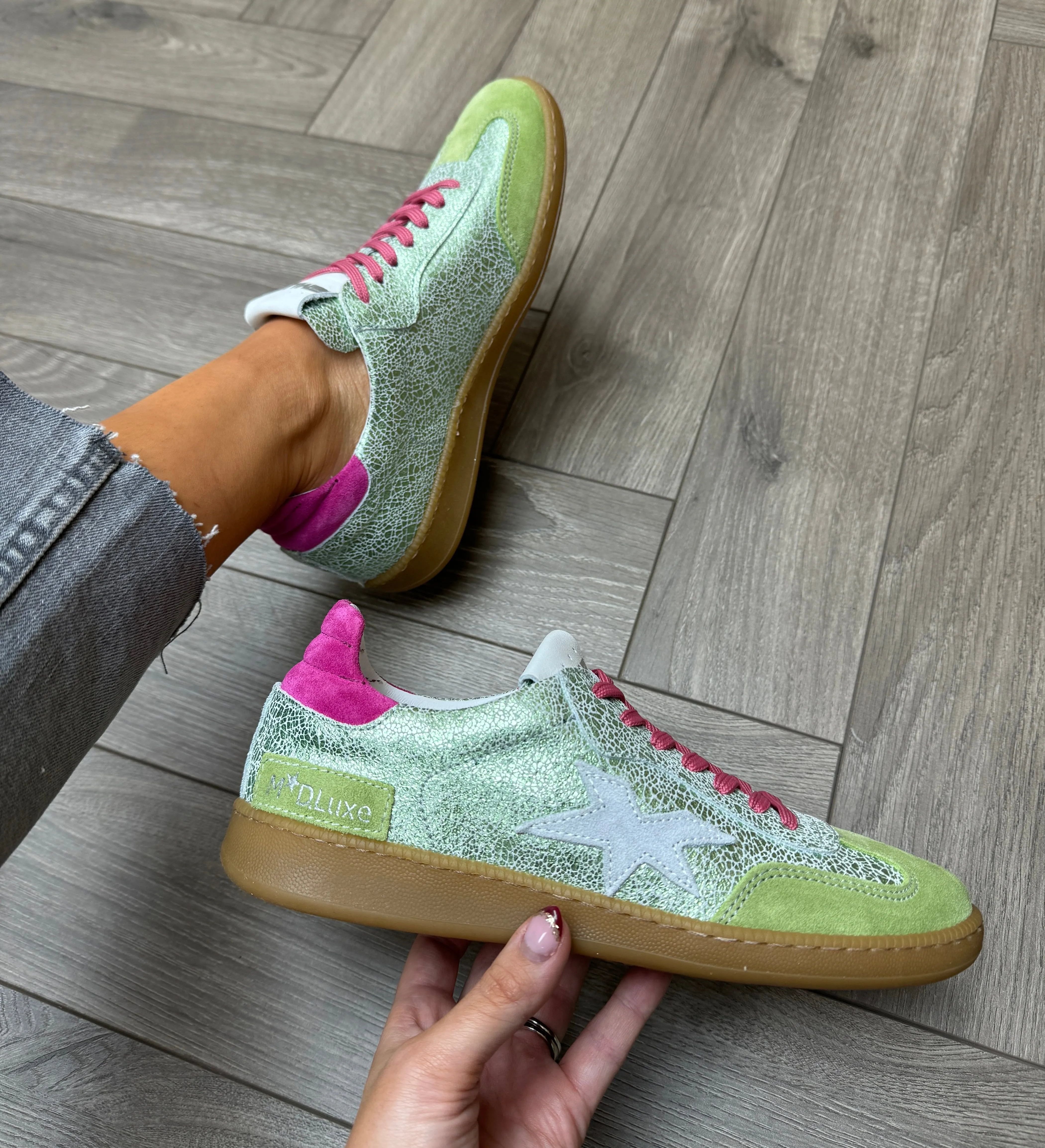 Meline (SS25) E-533 Trainer with Cracked Metallic and Pink Lace - Berlingo Gleam Crack Lam (ME6)