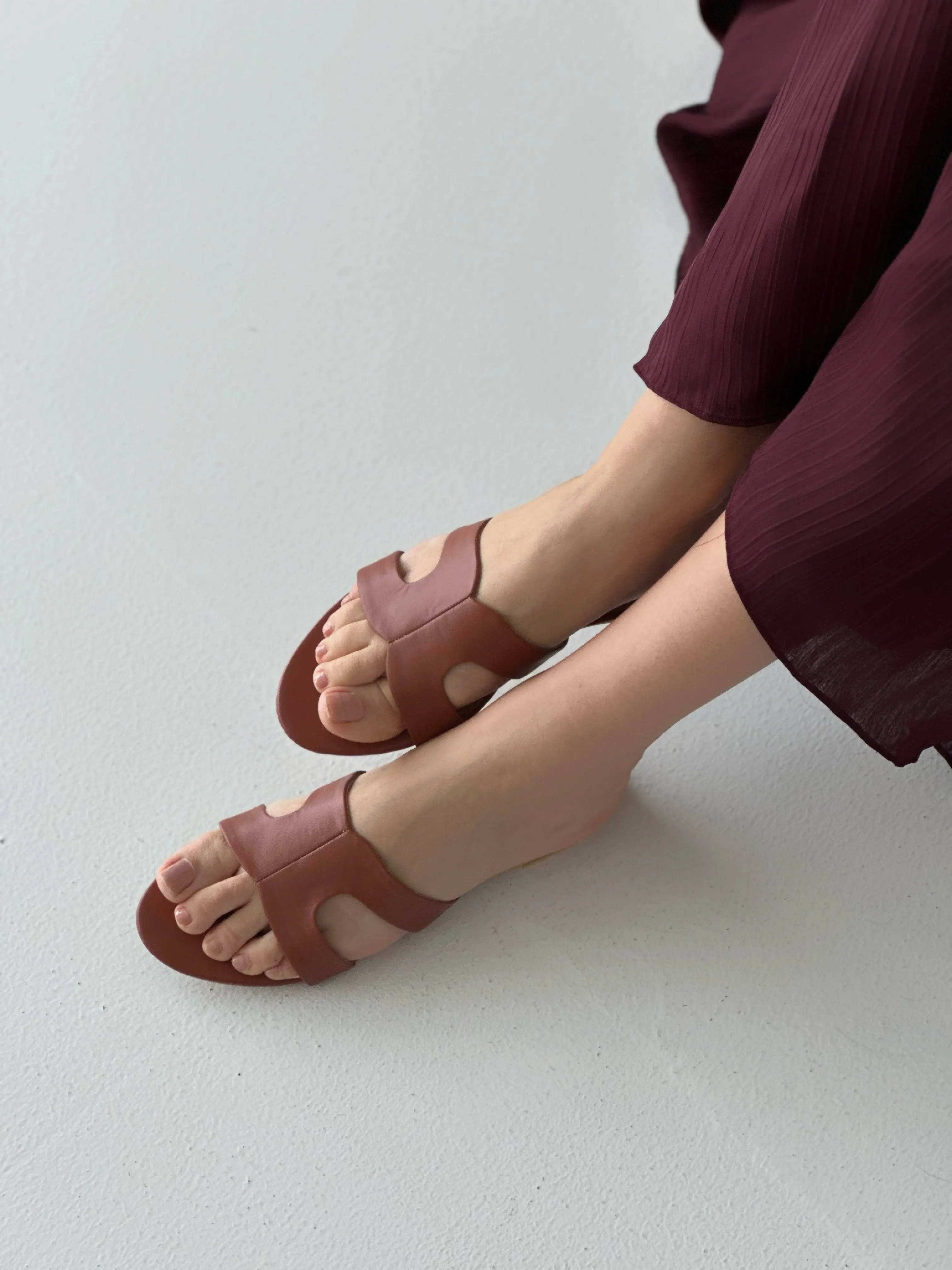Rita Flats - Brown