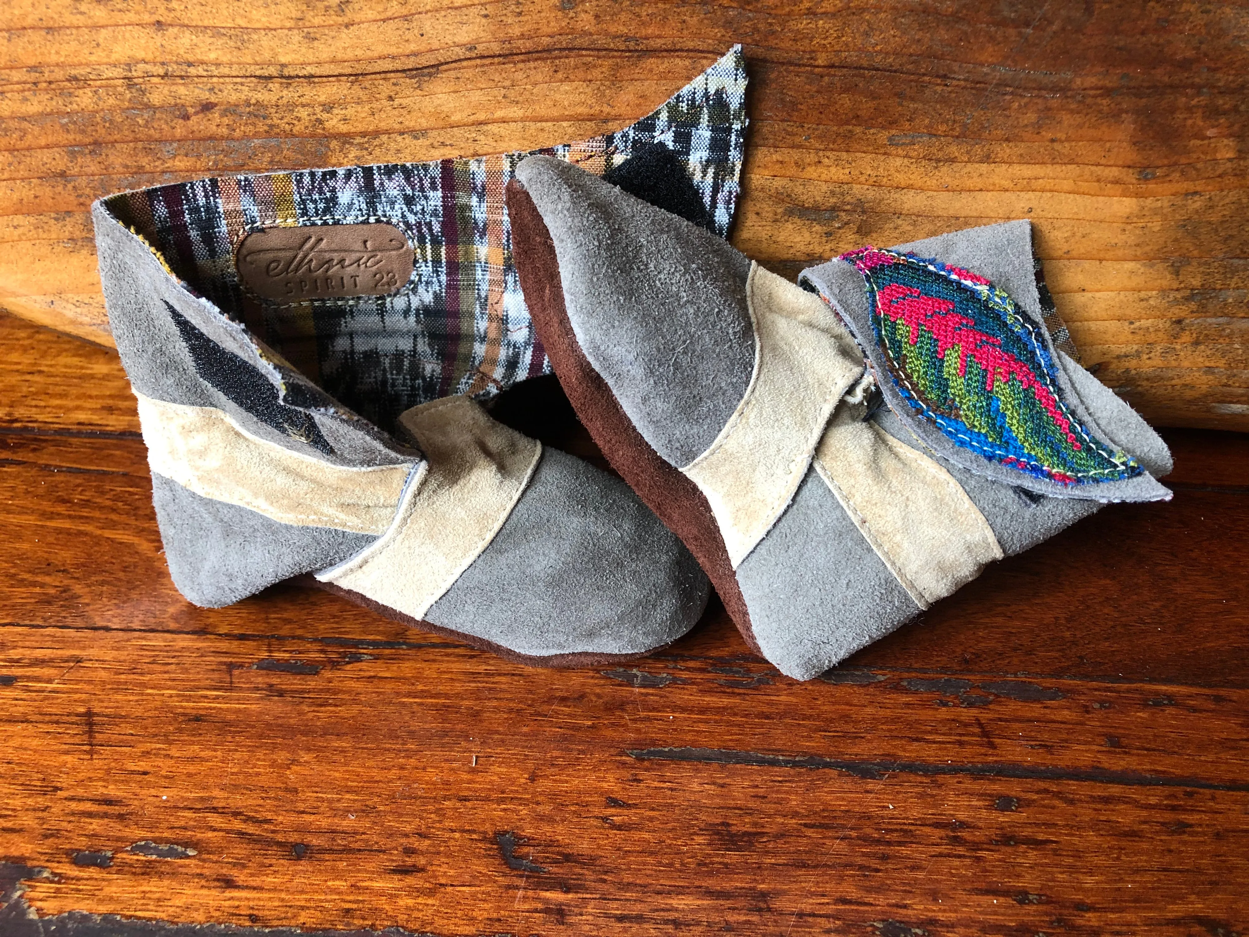 Size 23 Baby Ninja Boots - Grey and White Bright Leaf