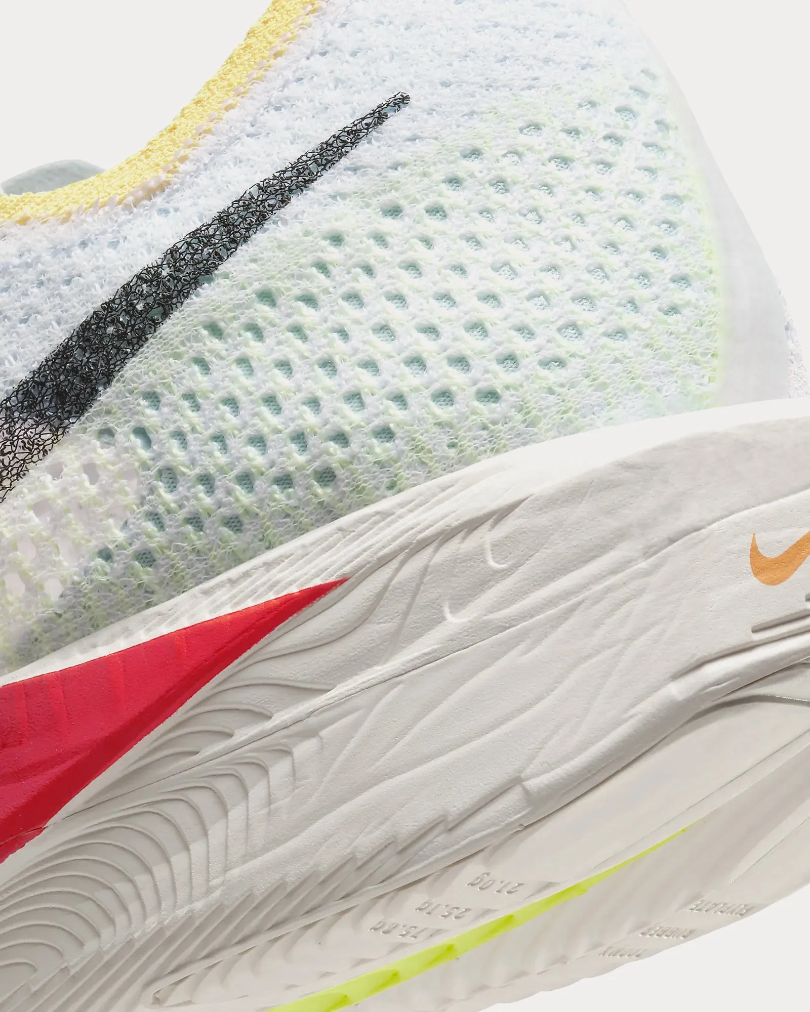 Vaporfly 3 Multi-Color / Volt / Hyper Pink / Black Running Shoes