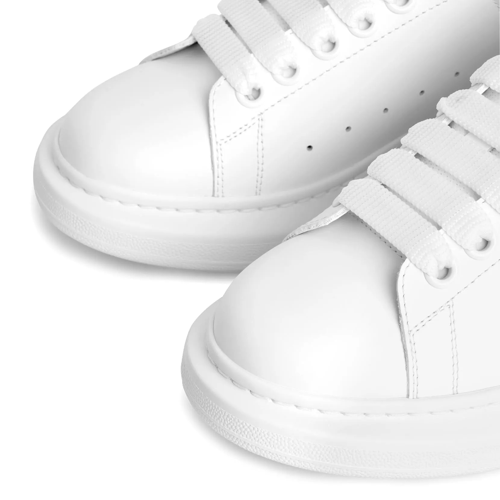 White and gold classic sneakers