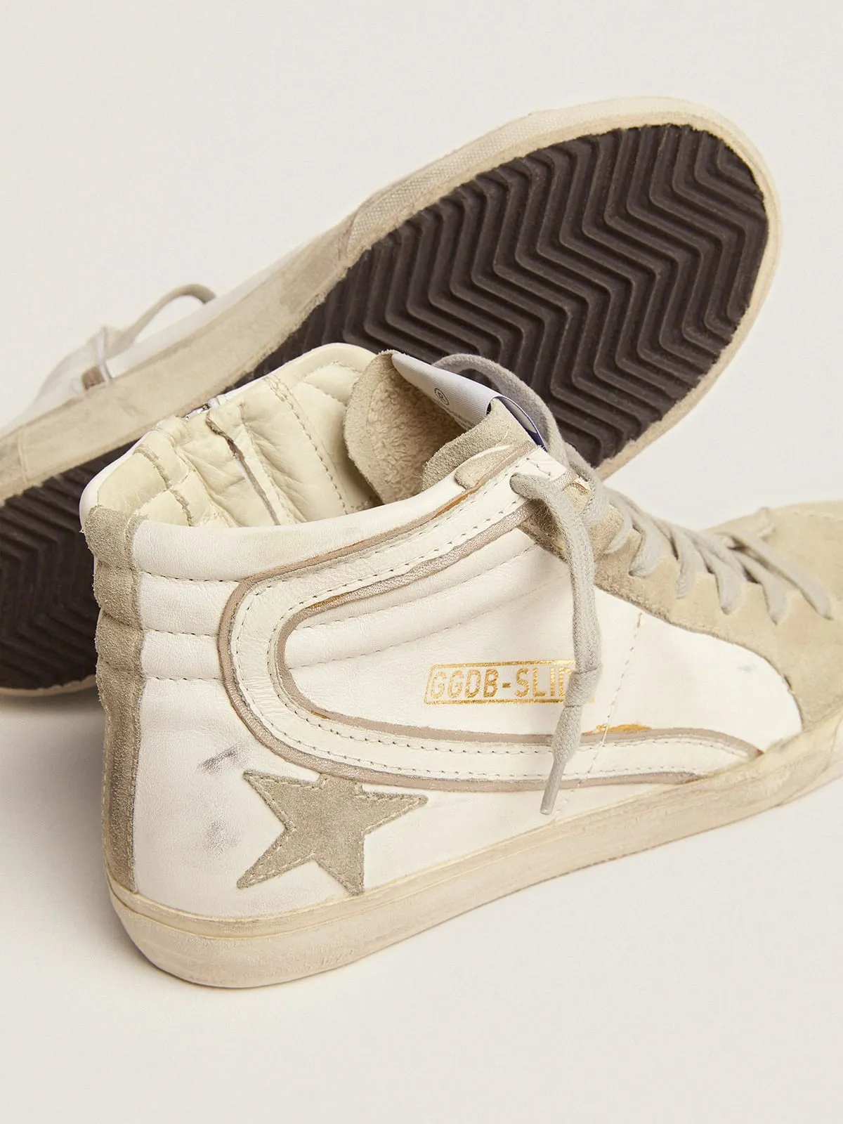 Women's Slide w/ Ice-Grey Suede Star and White Flash